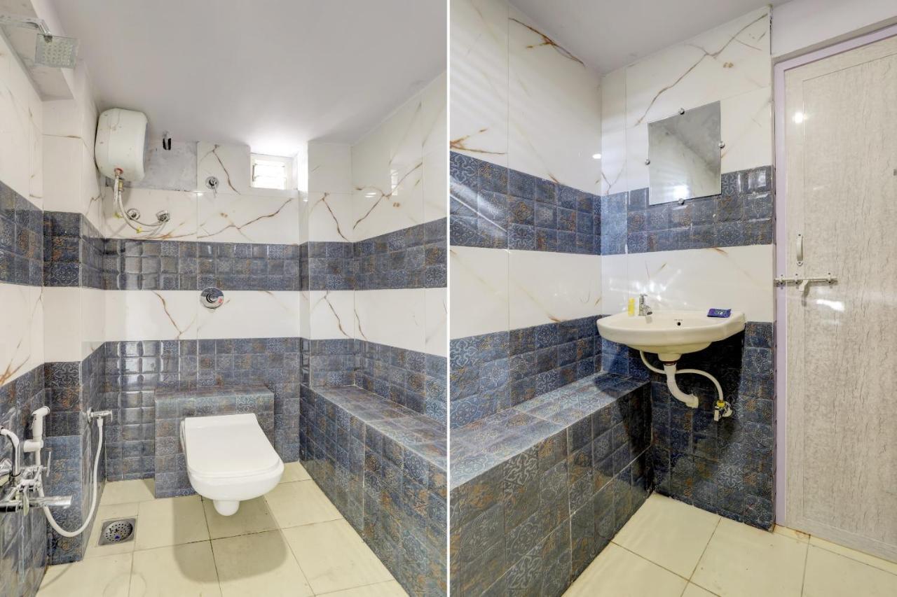 OYO 67789 Hotel Savera Ahmedabad Eksteriør bilde